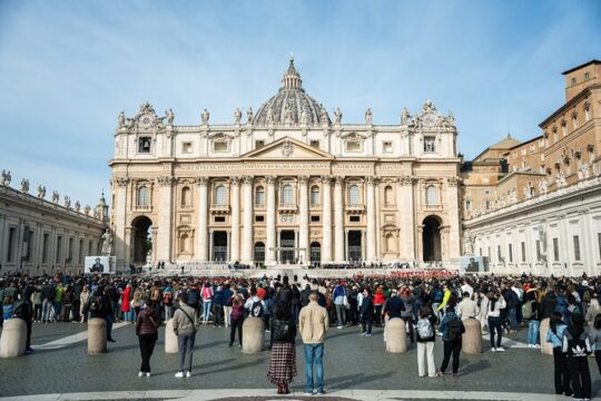 Saint Peter's Basilica Group Tour