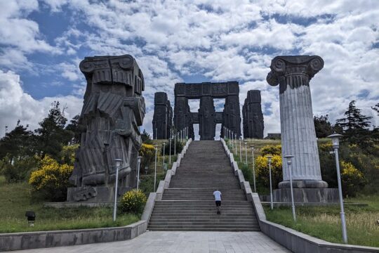 Chronicles of Georgia, Jvari, Mtskheta and historical vibes