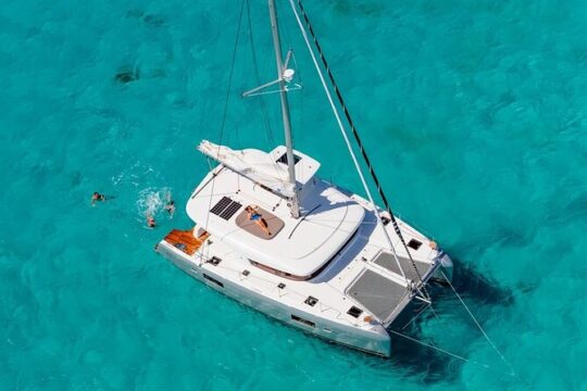 Athens Full Day Private Catamaran Cruise with Pickup