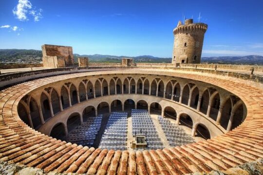 Deluxe Excursion in Palma De Mallorca and Valldemossa