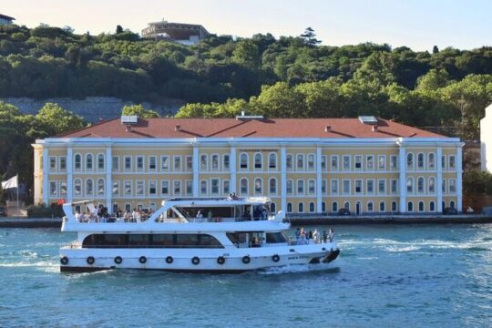 Sunset Bosphorus Cruise in Istanbul Landmarks by Boat