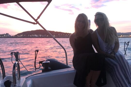Barcelona Sunset Private Sailing Experience