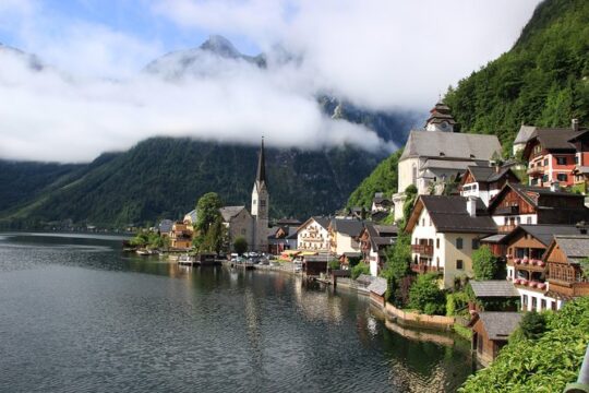 Alpine Hallstatt Day Trip from Vienna incl. Admont Abbey Visit