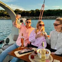 Hop-on Hop-off Tours