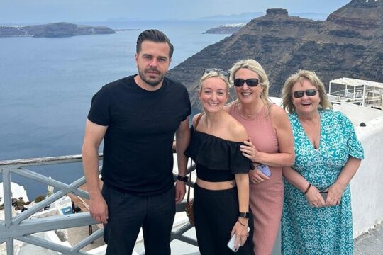 Hidden Gems of Santorini Personalized Tours for Small Groups