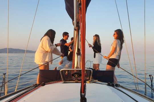 Barcelona Happy Hour Sunset Sailing