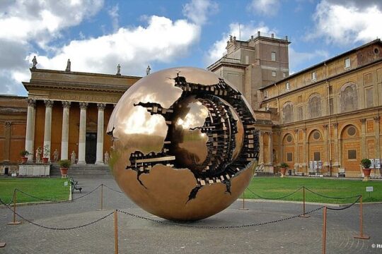Vatican Museum and Sistine Chapel Small Guided Tour