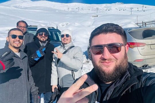 Private Day Tour - Ananuri Lake, Ananuri Church and Gudauri