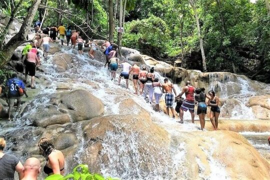 Dunn's River Falls Plus Green Grotto Caves