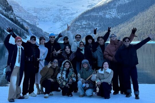 Banff Moraine Lake and Lake Louise Express Sightseeing Tour
