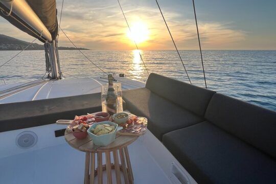 Gourmet excursion Sunset in Catamaran - Red Island