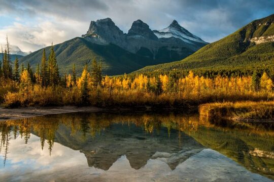 2 Hour Private Canmore Guided Nature Walk Tour