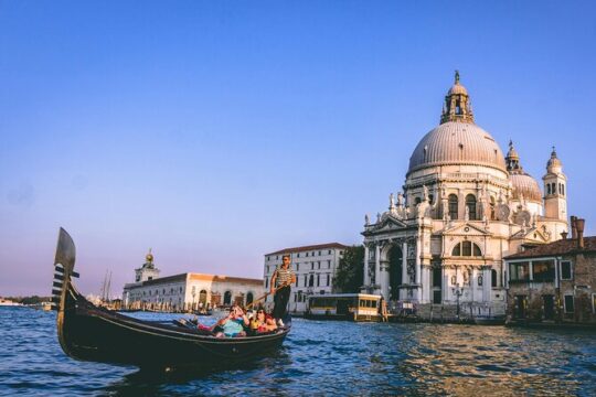 Venice Shared Gondola Ride Over the Grand Canal