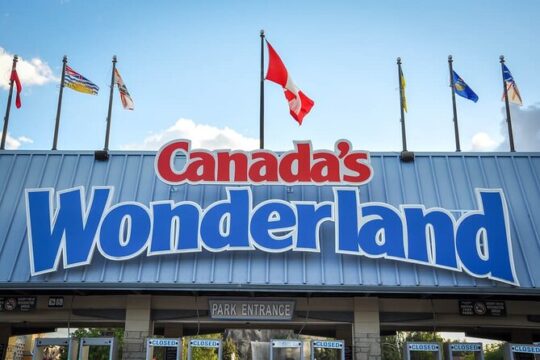 Voyagers Private Day Tour to Canada’s Wonderland from Toronto