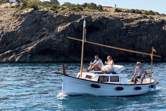 Private Boat Tour to Alcudia Pollensa and Formentor