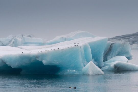 5 Day Luxury and Adventure Tour in Iceland in Small Group
