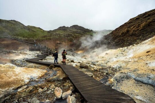 Volcano Area – Grindavík, Reykjanes Hot Springs & Lava Fields