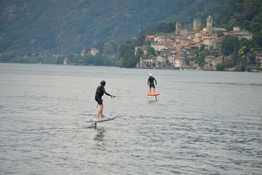 E-foil surf experience on Lake Como with Aperitif