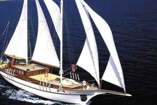 3 Island Cruise from Athens Unlimited Food Wine and Scenic Views