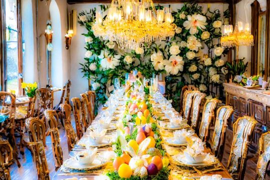 Easter in Rome with Brunch and Prosecco in Trastevere