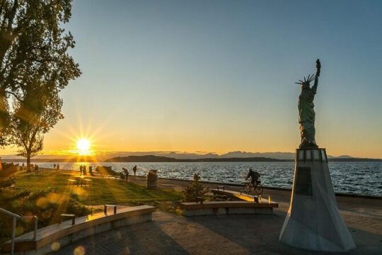 Seattle Evening Tour and Seattle Alki Beach Waterfront
