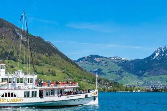 Instagrammable Lucerne Walking Tour Experience