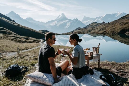 Romantic Picnic in the Jungfrau Region