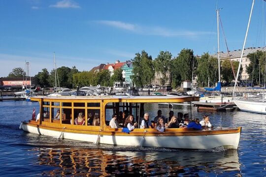Boat tour City Canal and Daugava River with audioguide