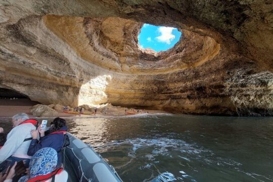 Tour of the coast and caves of Benagil