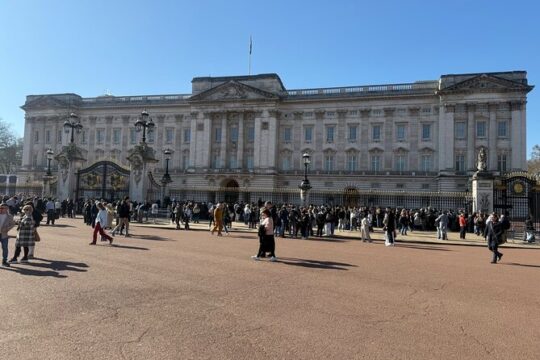 The Crown in Royal London