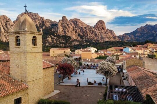 Guided tour of Costa Smeralda in Italy