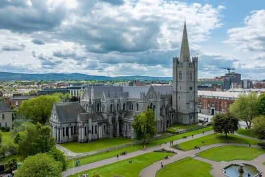 St Patrick's Cathedral, Dublin Castle & Book of Kells Guided Tour