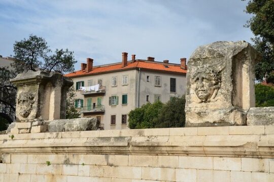 Zadar Private Walking Tour with Transfer from the Port