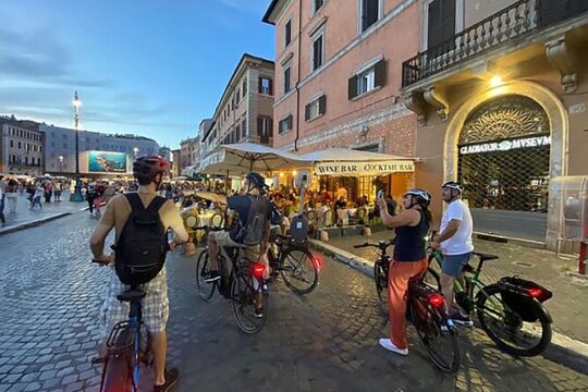 Florence Evening Electric Bike Tour Discover the City by Night