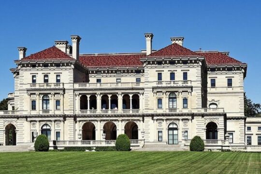 1-Day Small Group to Breakers, Marble House and Downtown Newport