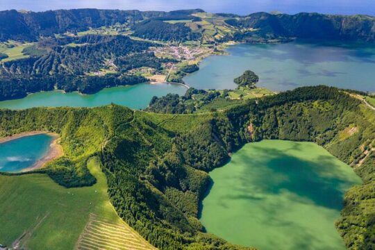 Private 8-hour ALL IN ONE tour on the island of São Miguel 300EUR