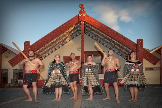 Auckland : Rotorua Living Maori Village with Haka and Hangi Lunch