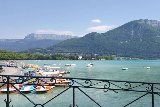 Private guided tour of Annecy