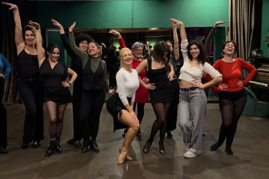 Burlesque lessons with the best Italian stars