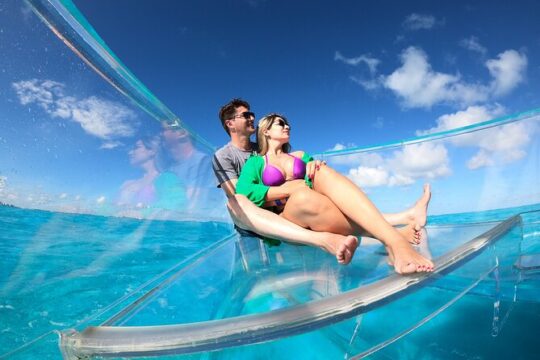 Clear Boat tour in Cancun for 1.5 hours best for photos
