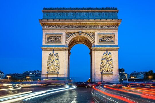 Paris: Digital Tour with No Guide – Use Your Phone to Explore