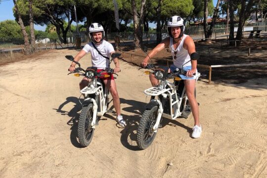 Explore with Ease Affordable E motorbike Rentals in Albufeira