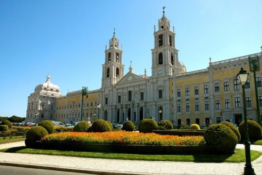Fatima Caves of Miradaire Óbidos and Mafra Palace 1 Day Tour