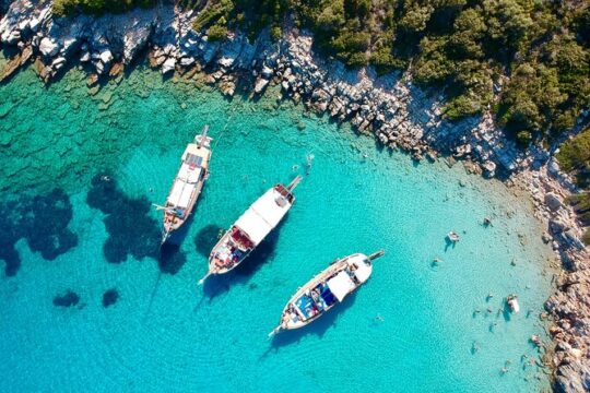 Orak Island, German Bay, Rabit Bay Boat Tour incl. Lunch