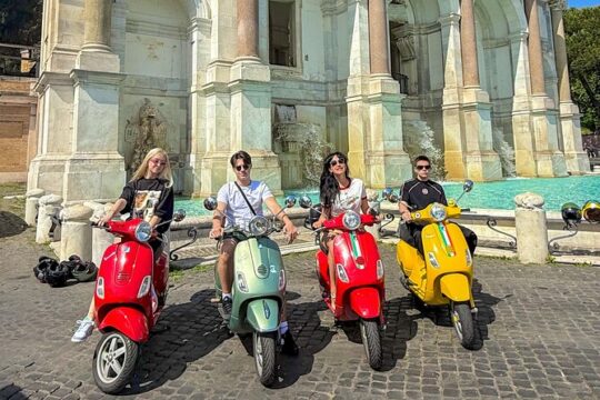 Rome Private Tour by Scooter