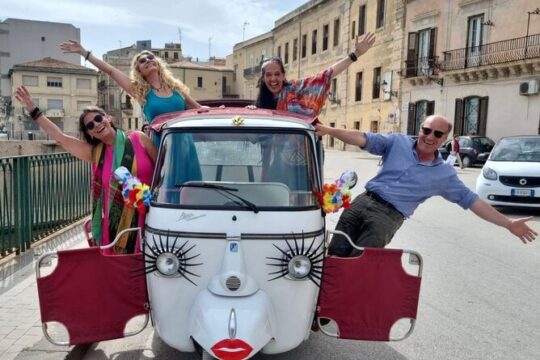 Syracuse in Tuk Tuk and History and the best Cannolo in the City