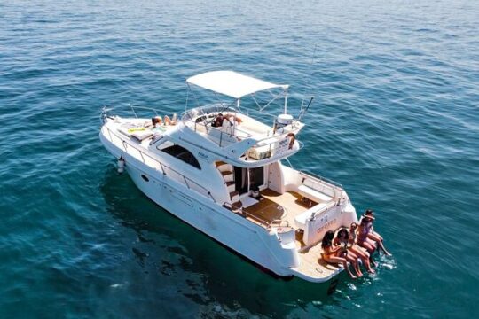 GERARD YATCH 15m 9 pax and Excursion from Puerto Banus.