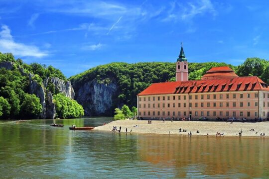 Day Trip Kelheim Liberation Hall and Weltenburg Monastery