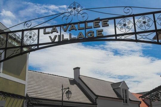 Luxury Private Shopping Tour to La Vallée Village from Paris