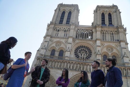 Notre Dame Cathedral Small-Group Guided Tour with Standard Entry